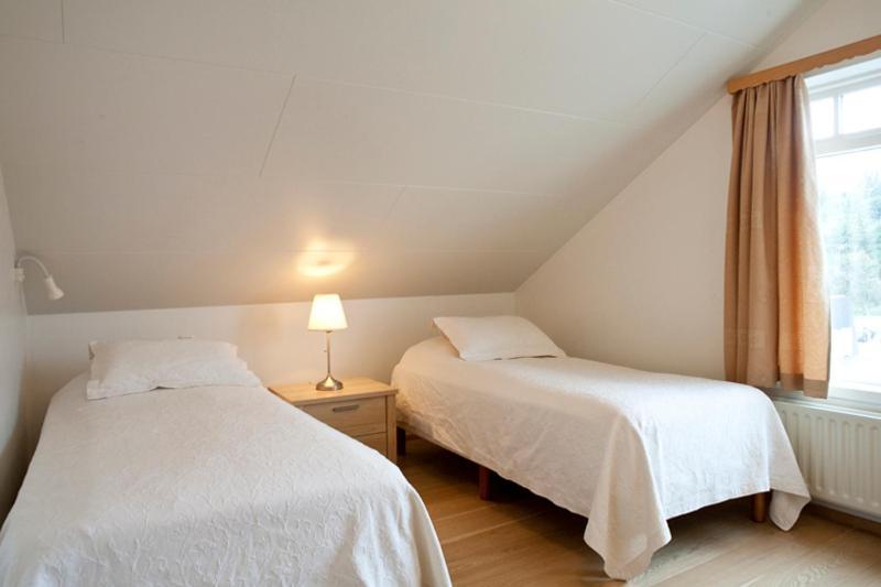 آكيورِيْري Hotel Ibudir Apartments الغرفة الصورة