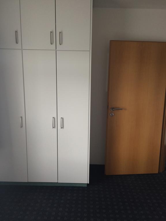 آكيورِيْري Hotel Ibudir Apartments الغرفة الصورة