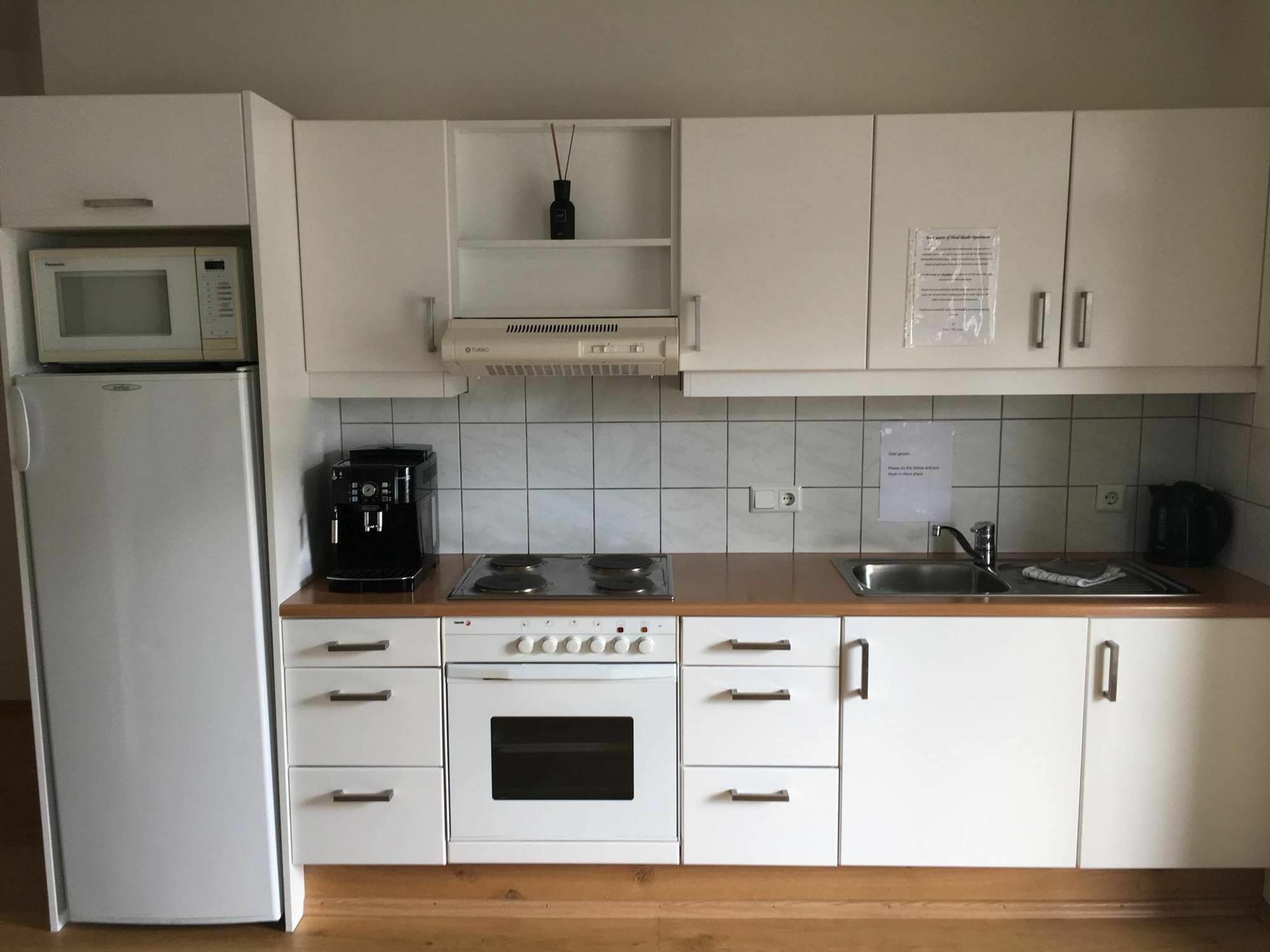 آكيورِيْري Hotel Ibudir Apartments المظهر الخارجي الصورة