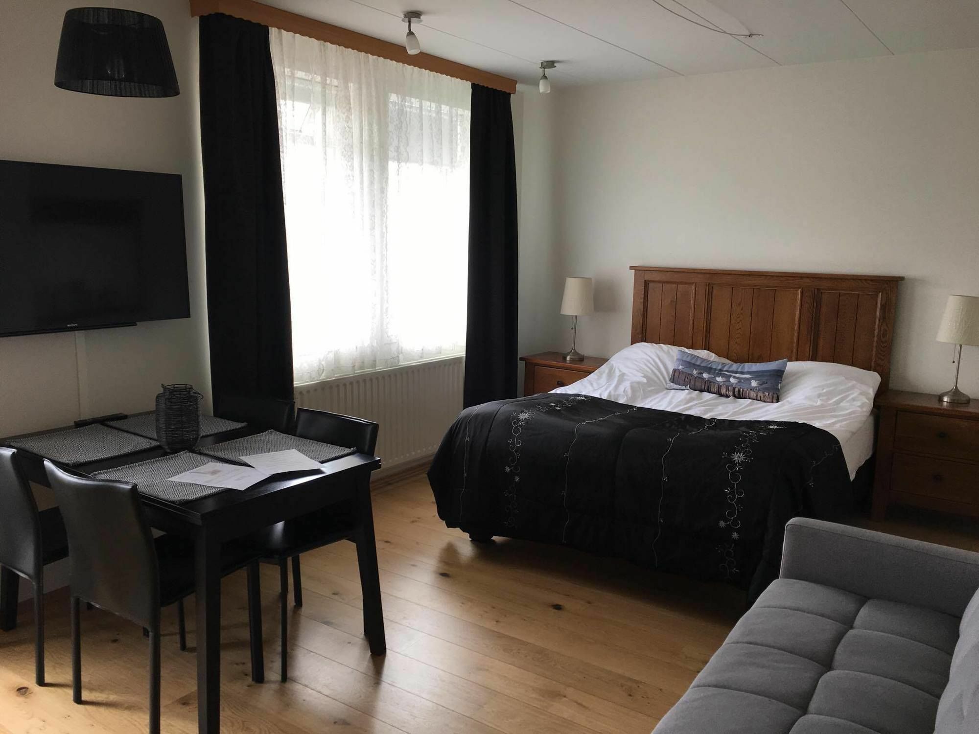 آكيورِيْري Hotel Ibudir Apartments المظهر الخارجي الصورة